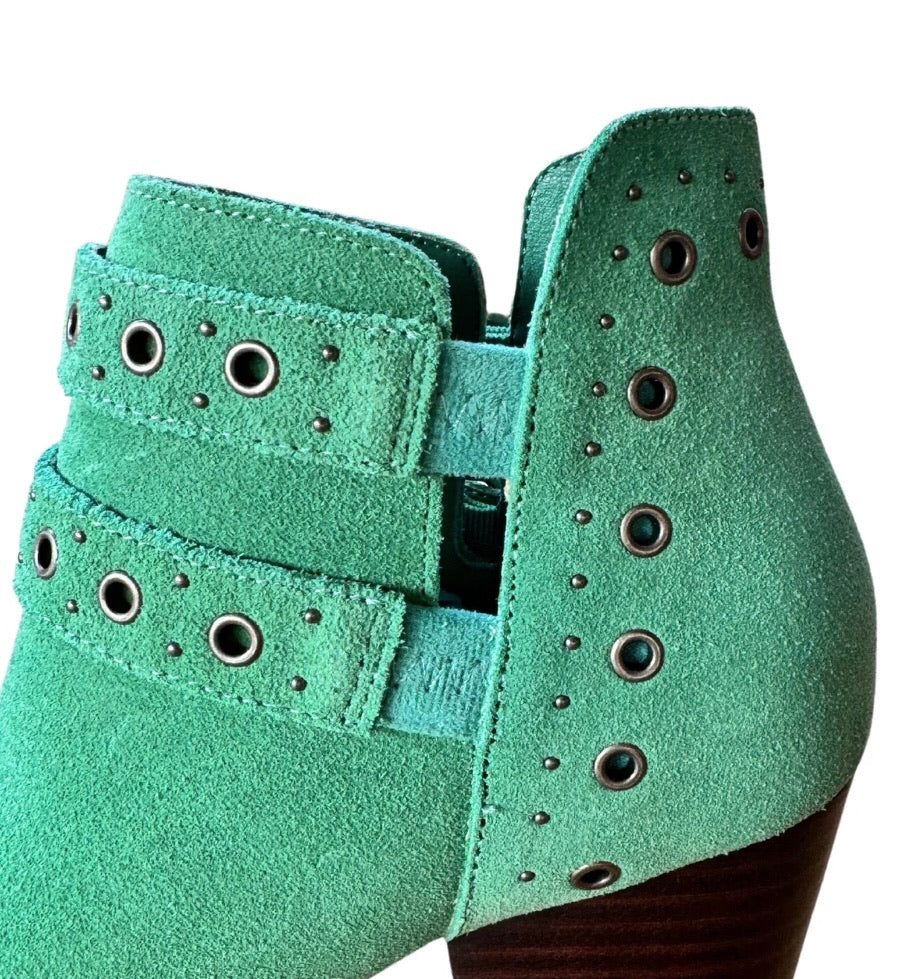 Elsa booties