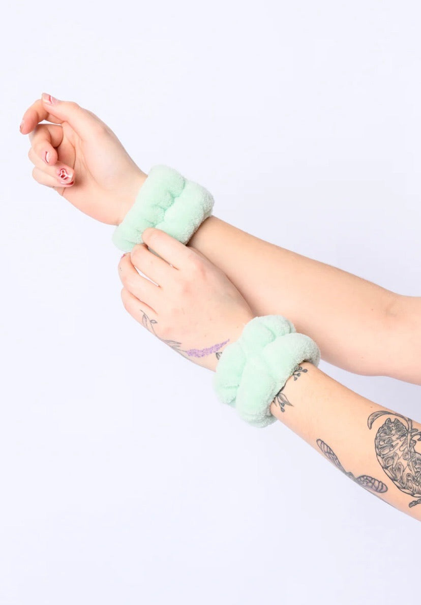 Lost In The Moment headband & wristband set