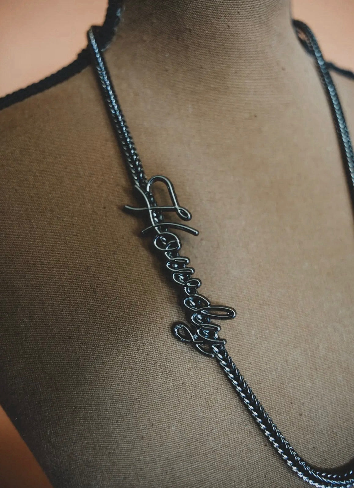 Howdy necklace