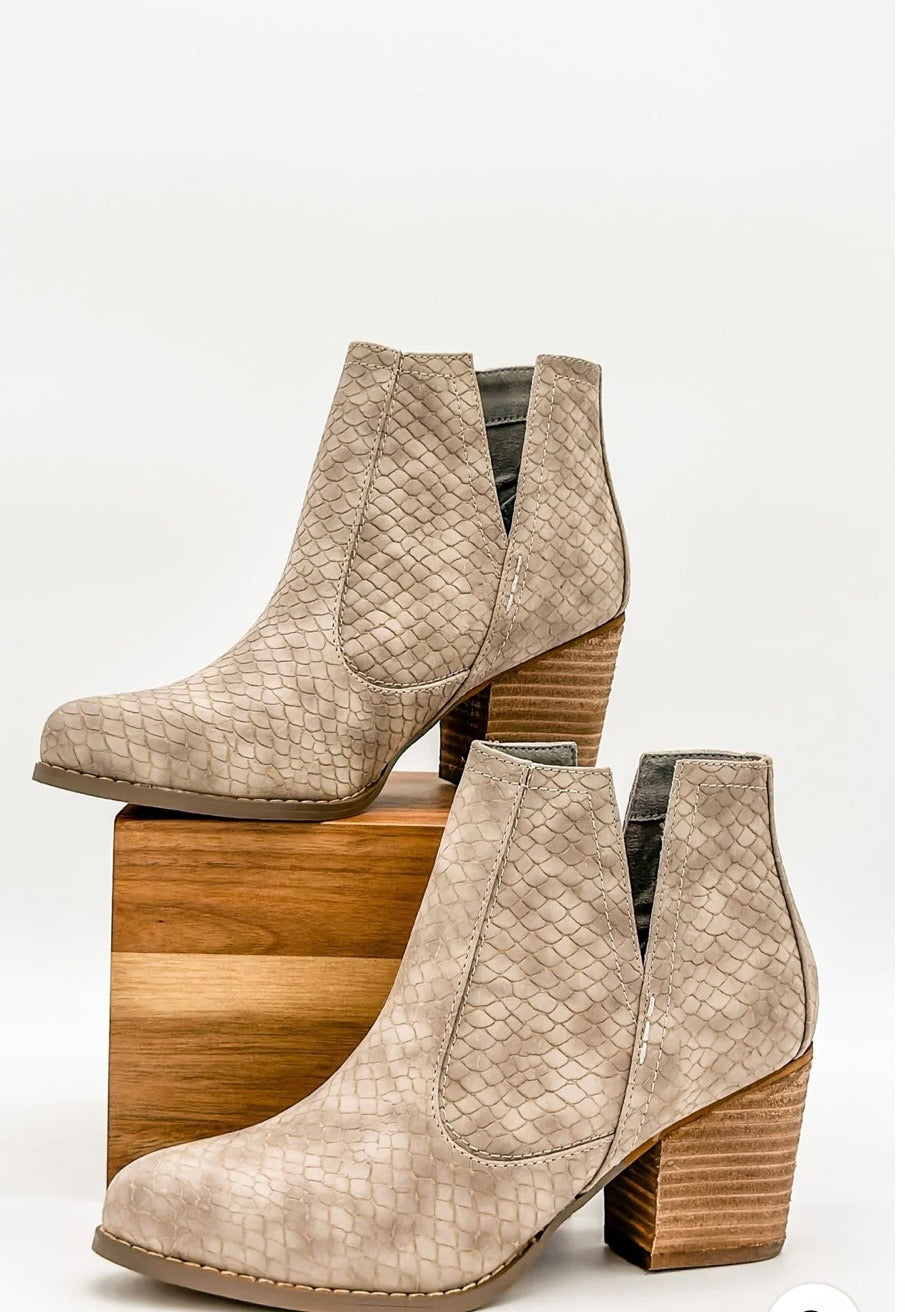 Tarim booties