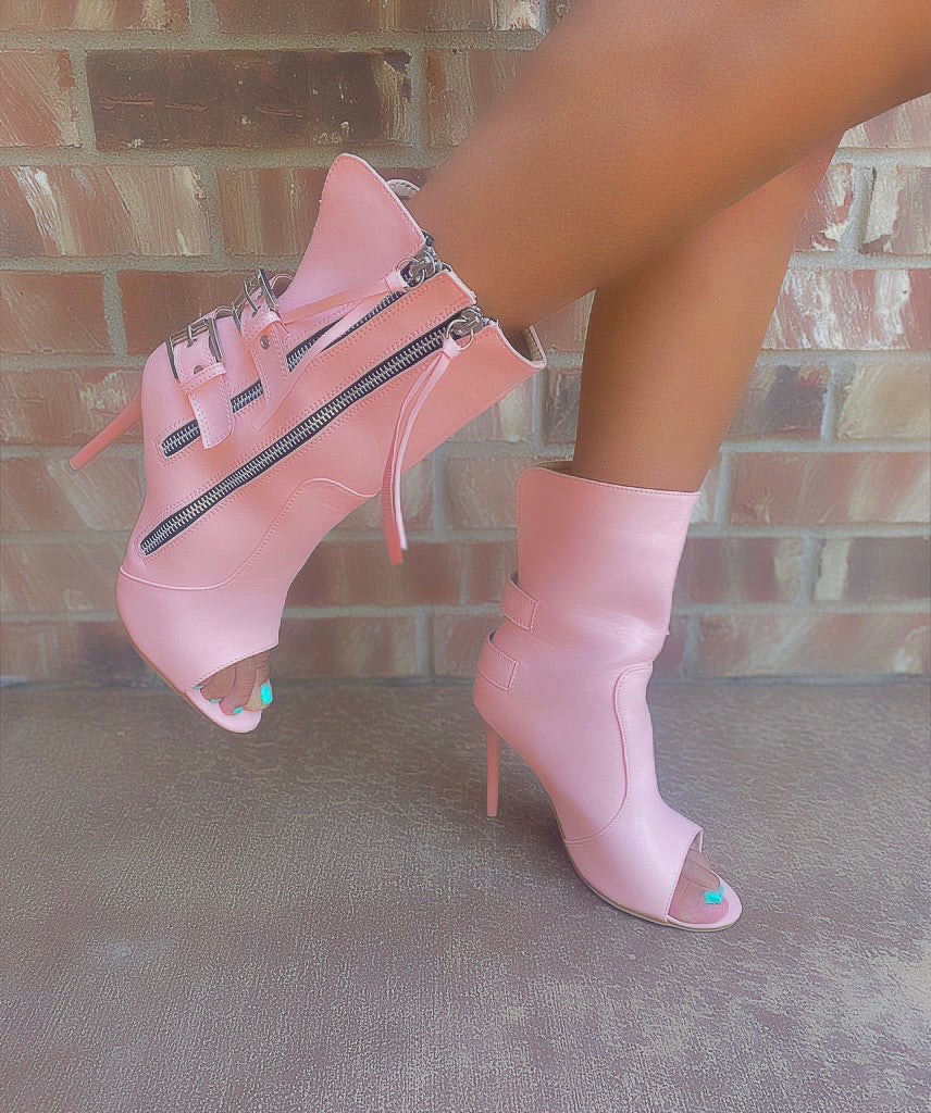 Walk This Way booties *Final Sale