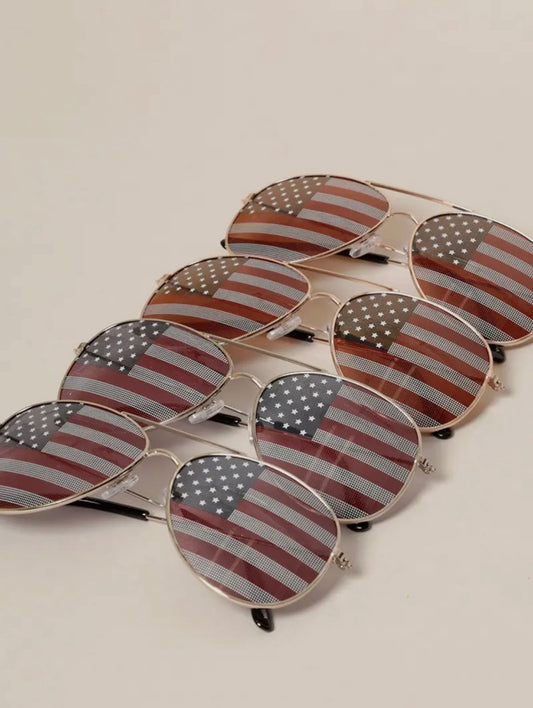 USA Aviator sunnies