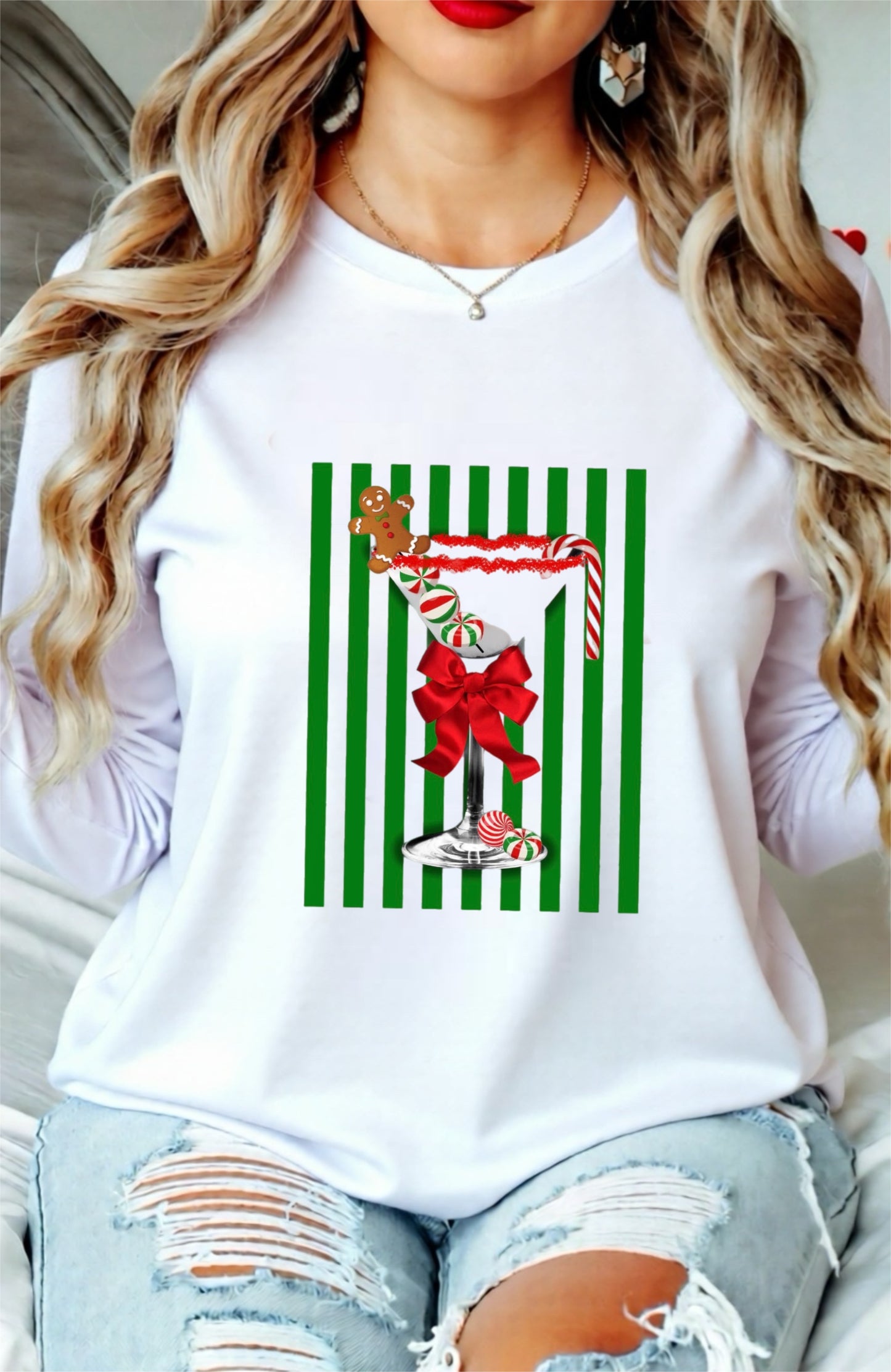 Merry-tini graphic top