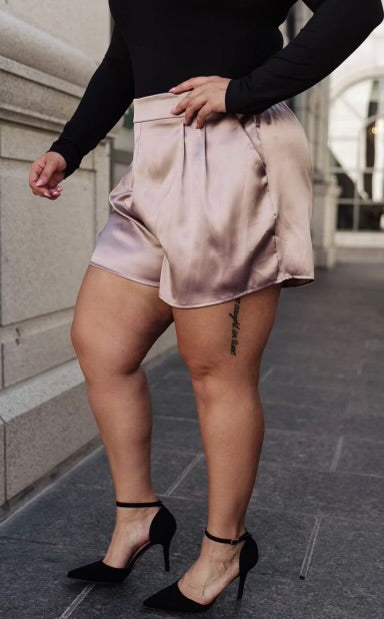 Champagne And Roses shorts