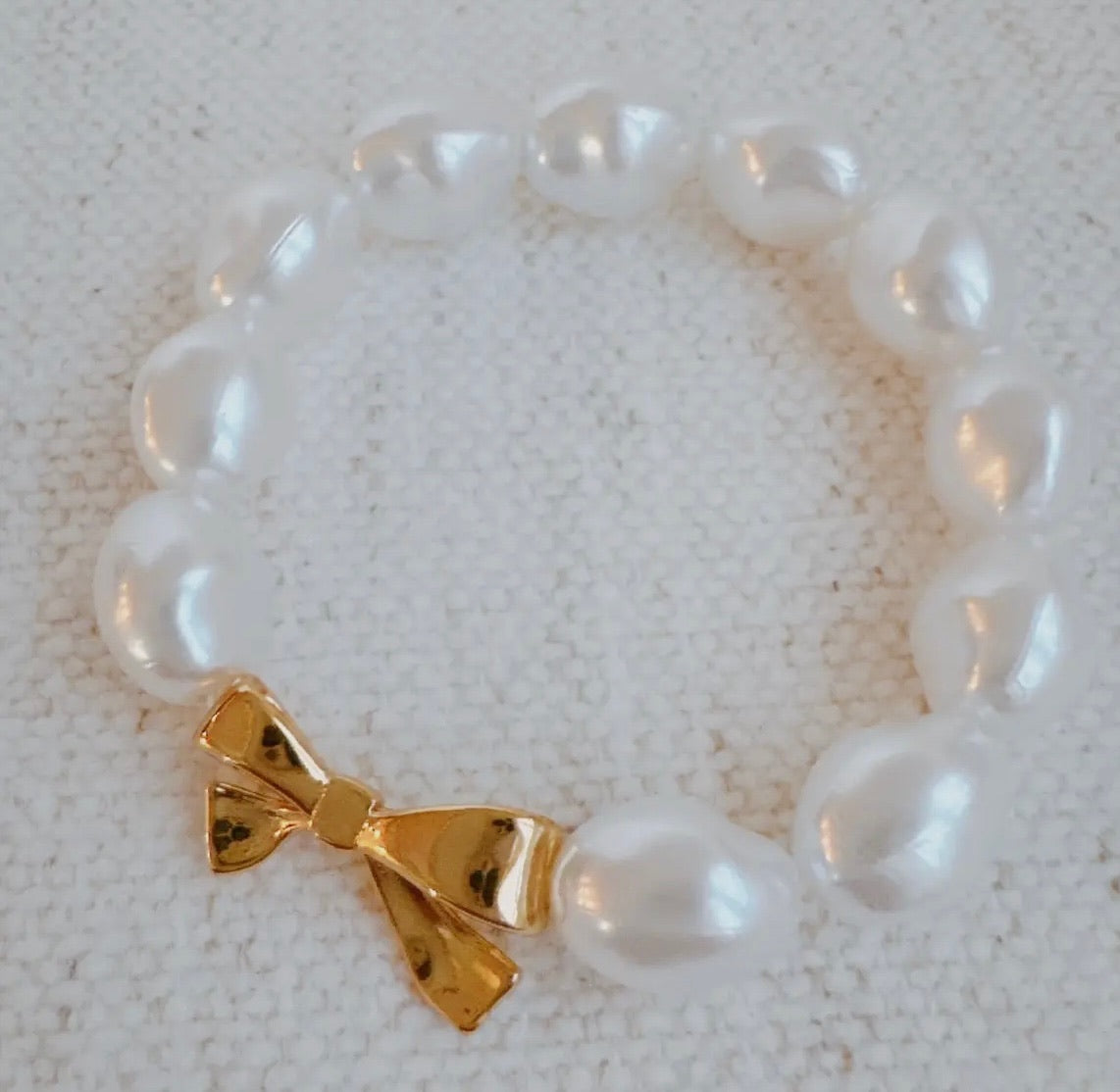 Bow’d & Beautiful bracelet