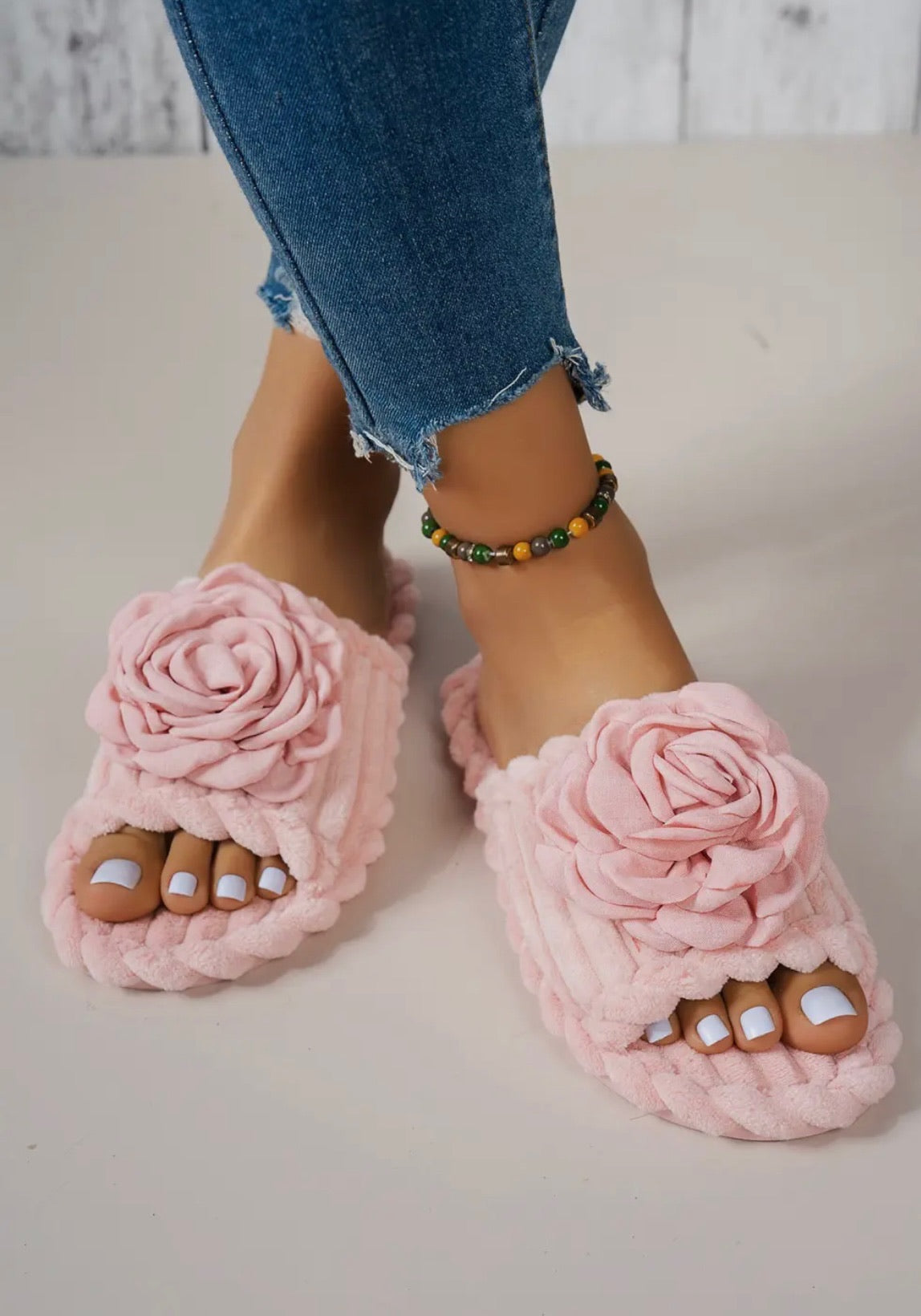 Lounging Pretty slippers