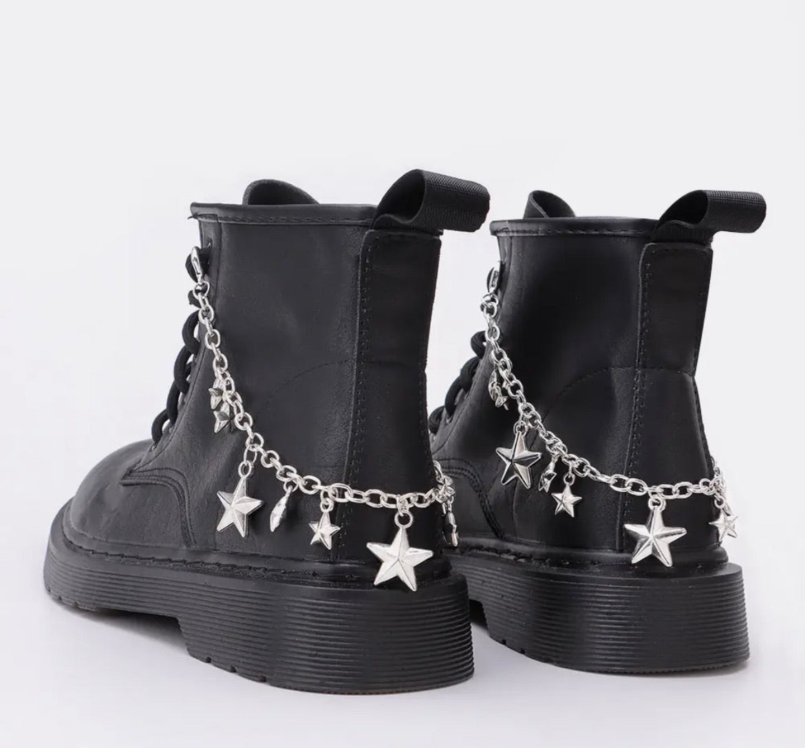 Written In The Stars shoe chain