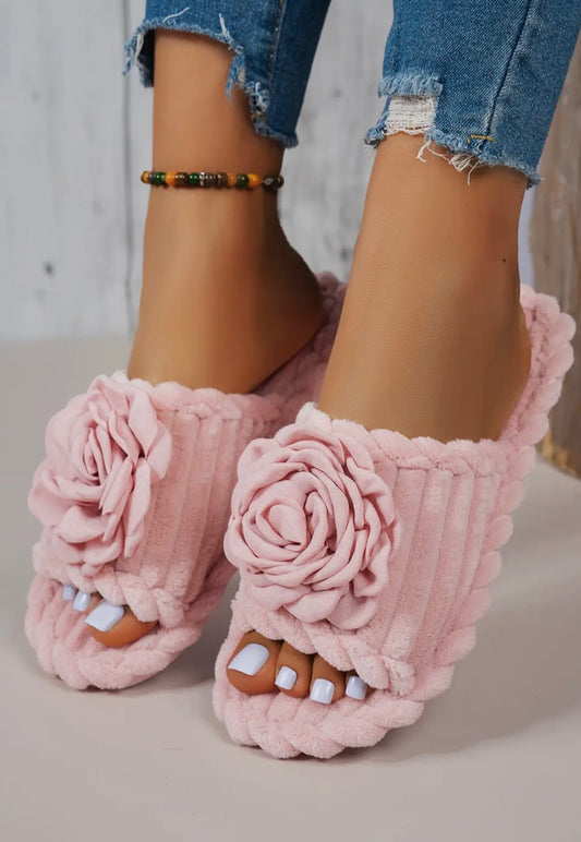 Lounging Pretty slippers