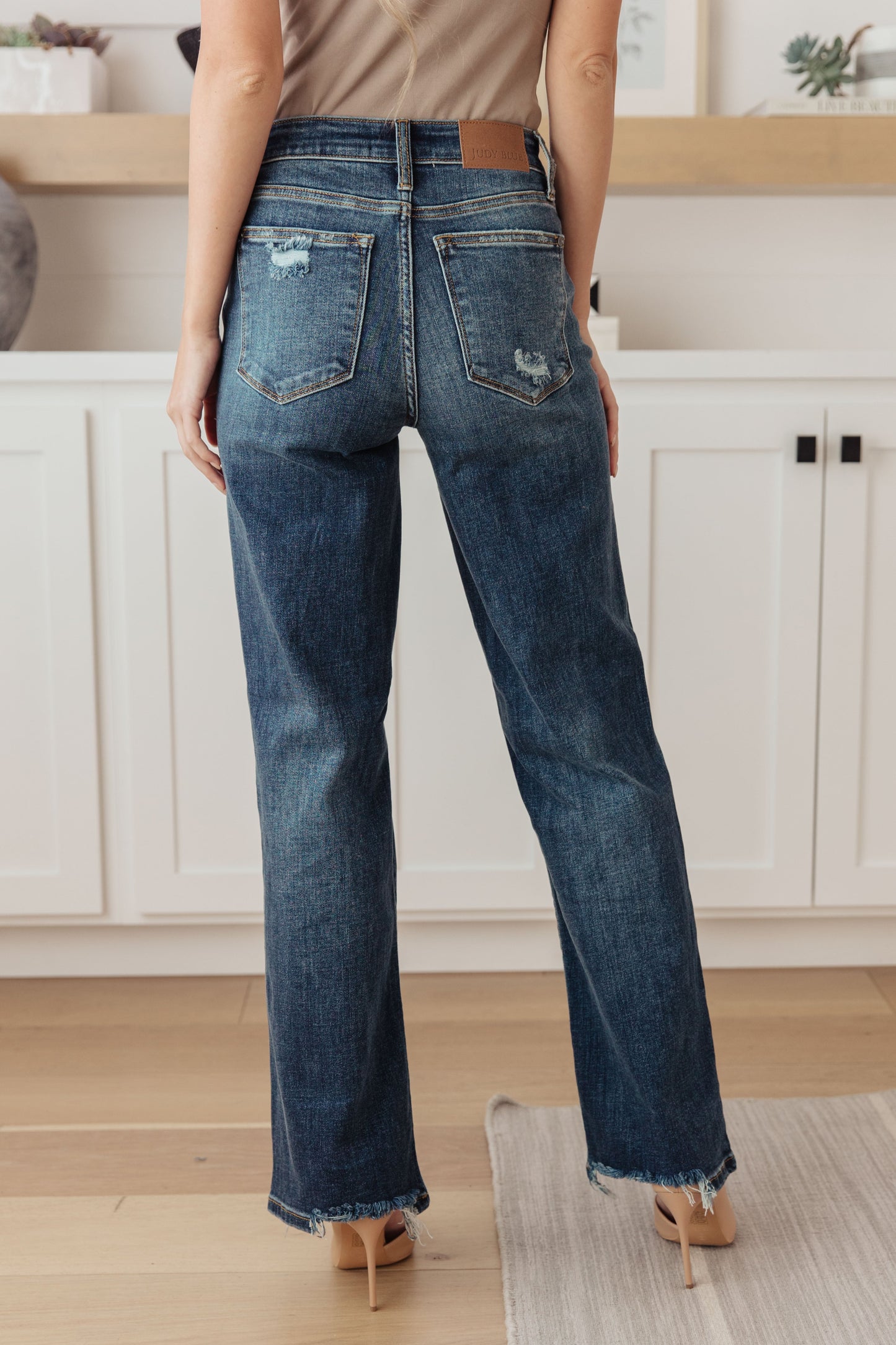 Judy Blue Rose 90’s Straight jeans